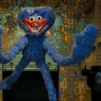 Play Game Huggy Wuggy Escape